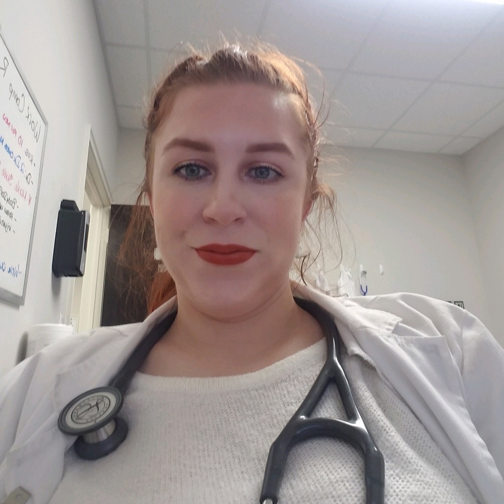 Meet your Posher, Emily
